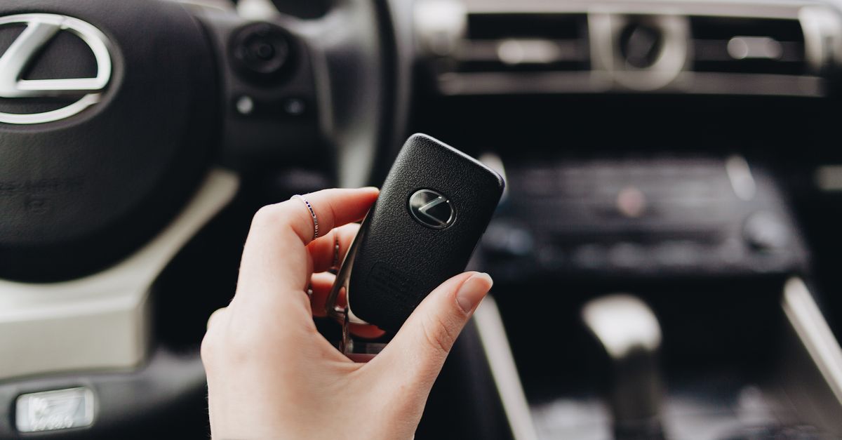 Acura car key fob — Hunter Locksmithv