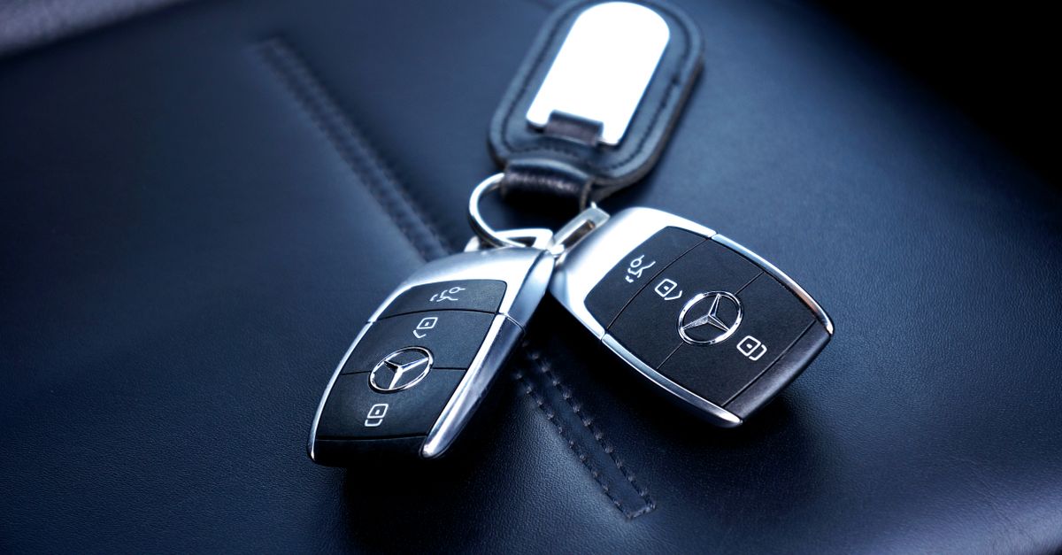 BMW car key fob — Hunter Locksmithv